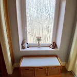De L'ecureuil Apartment