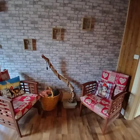 De L'ecureuil سانت موريس سور موسيل