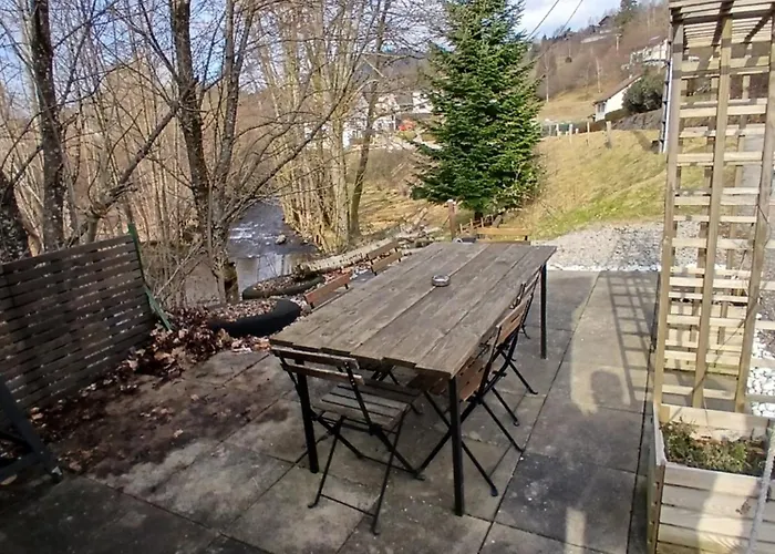 De L'ecureuil Saint-Maurice-sur-Moselle